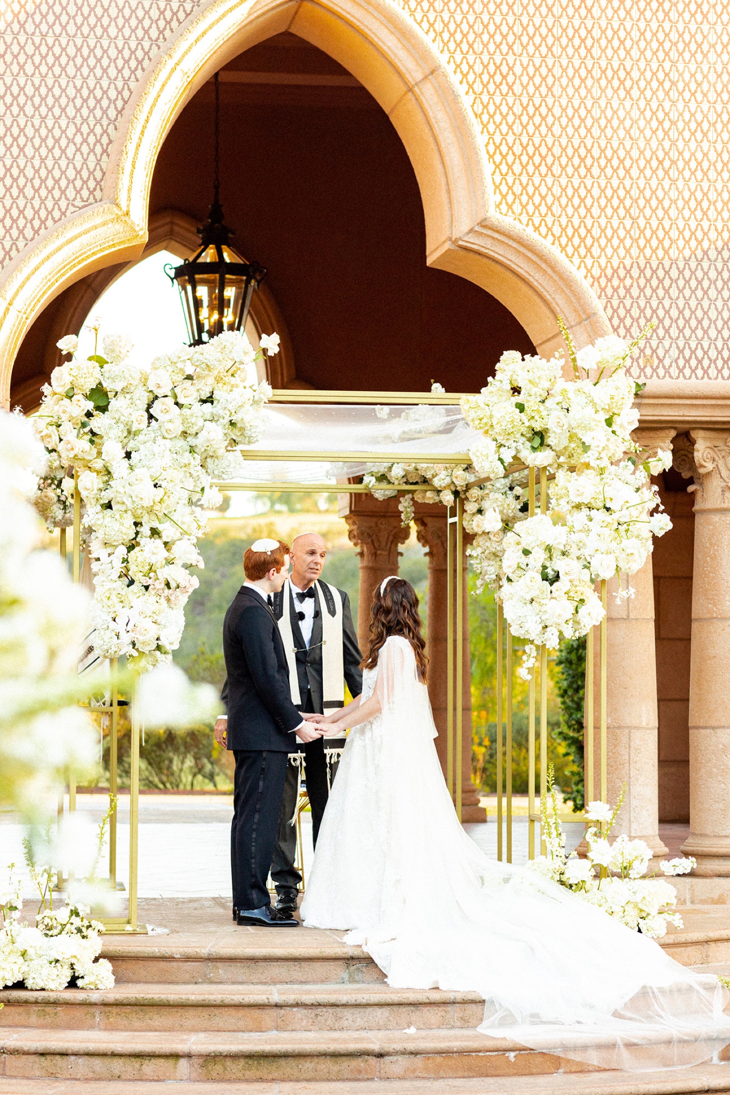 jewish couple getting married at the fairmont grand del mar